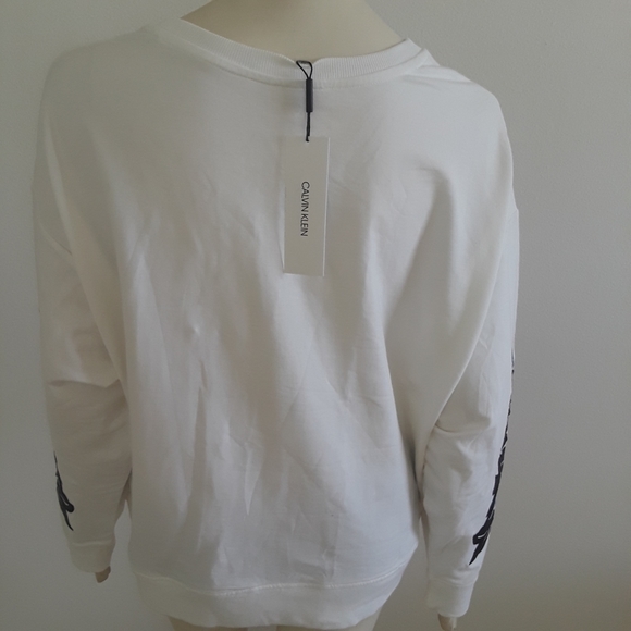 Calvin Klein Sweater - Picture 3 of 7